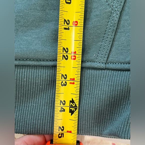 Carhartt Relax Fit Dark Teal Pullover Hoodie with Logo Sz.Sm. (4-6) NWT #70 - Picture 6 of 7